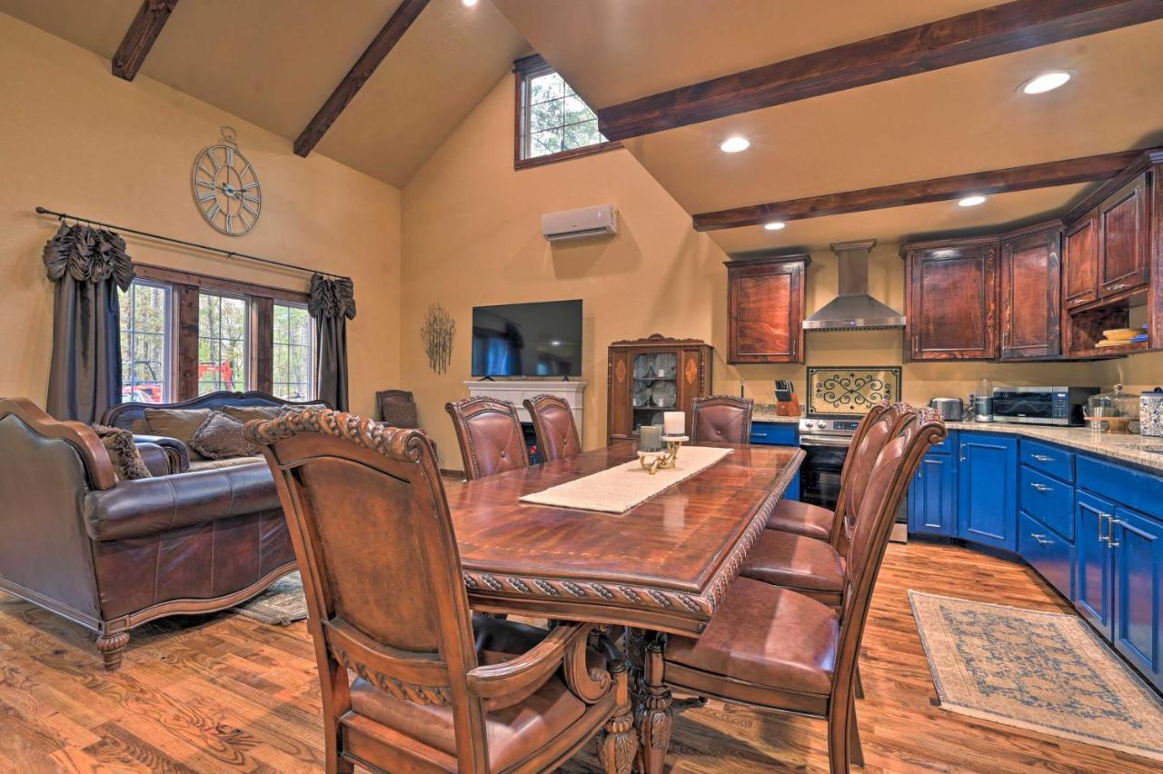 Tudor-Style Broken Bow Cottage With Hot Tub And Decks! Stephens Gap Buitenkant foto