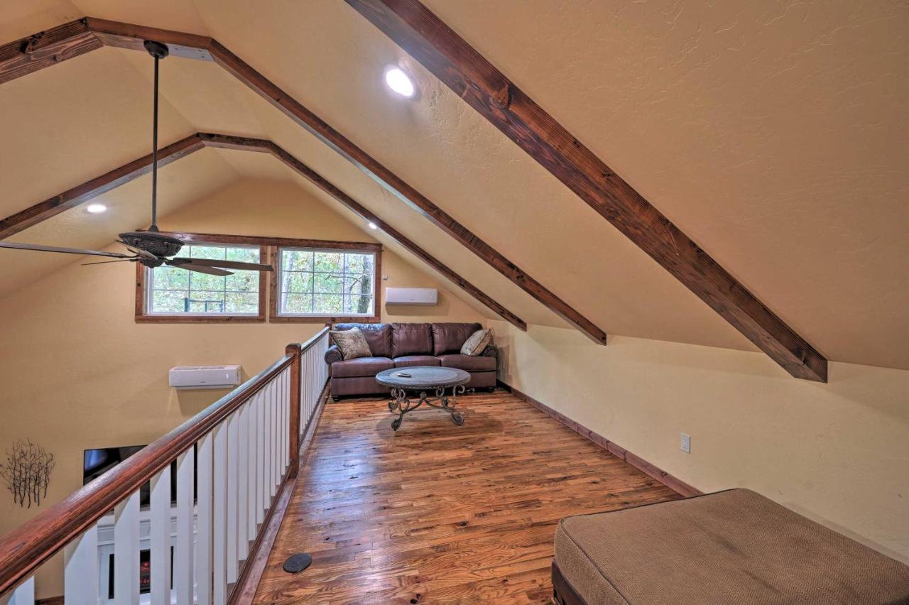 Tudor-Style Broken Bow Cottage With Hot Tub And Decks! Stephens Gap Buitenkant foto