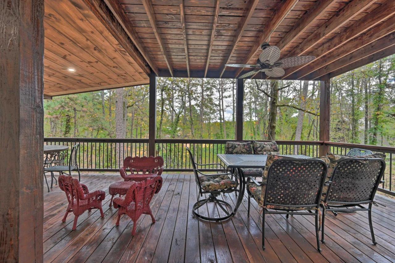 Tudor-Style Broken Bow Cottage With Hot Tub And Decks! Stephens Gap Buitenkant foto